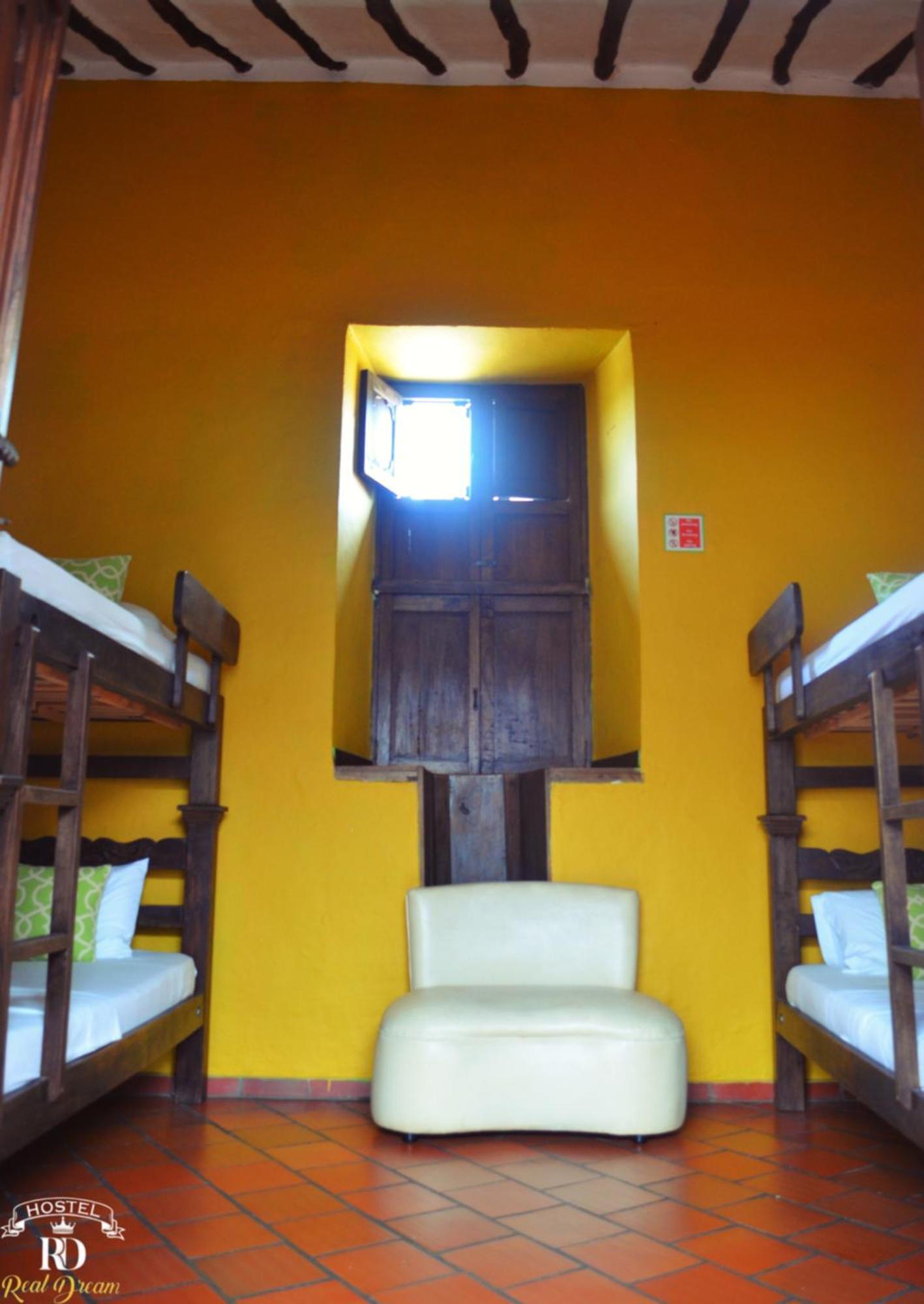 Real Dream Hostel San Gil Ngoại thất bức ảnh